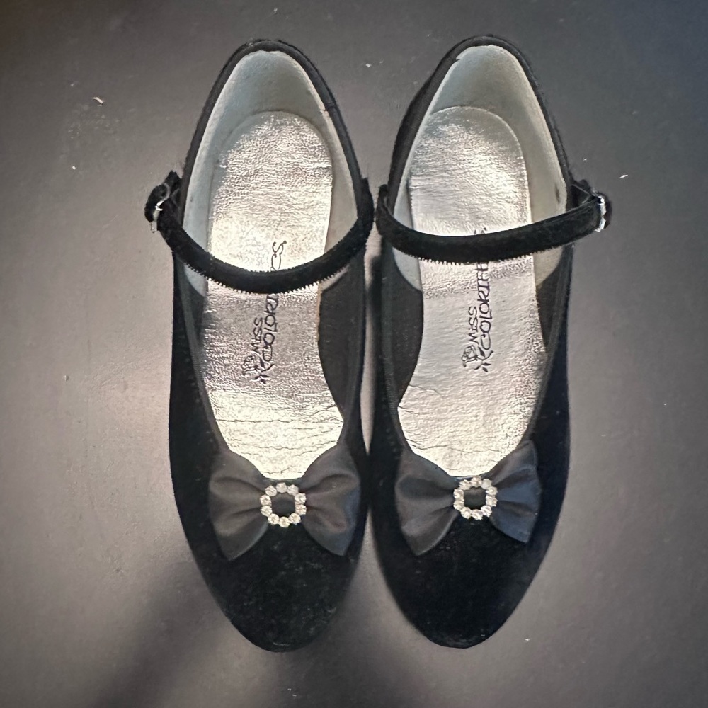 Black Velvet Mary Jane Shoes with Bow